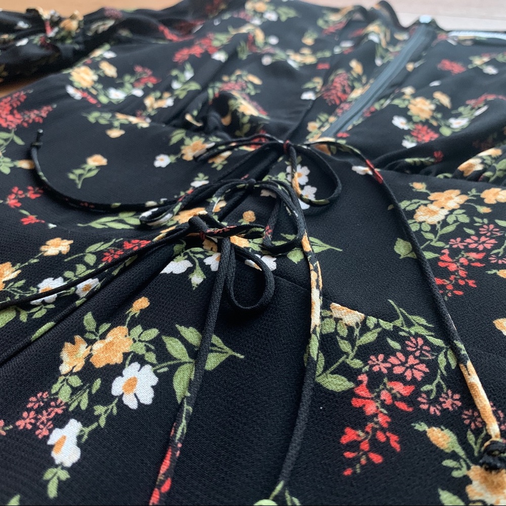 ❌[SOLD]❌Reformation Laurelei Dress || Vionnett - Picture 7 of 16